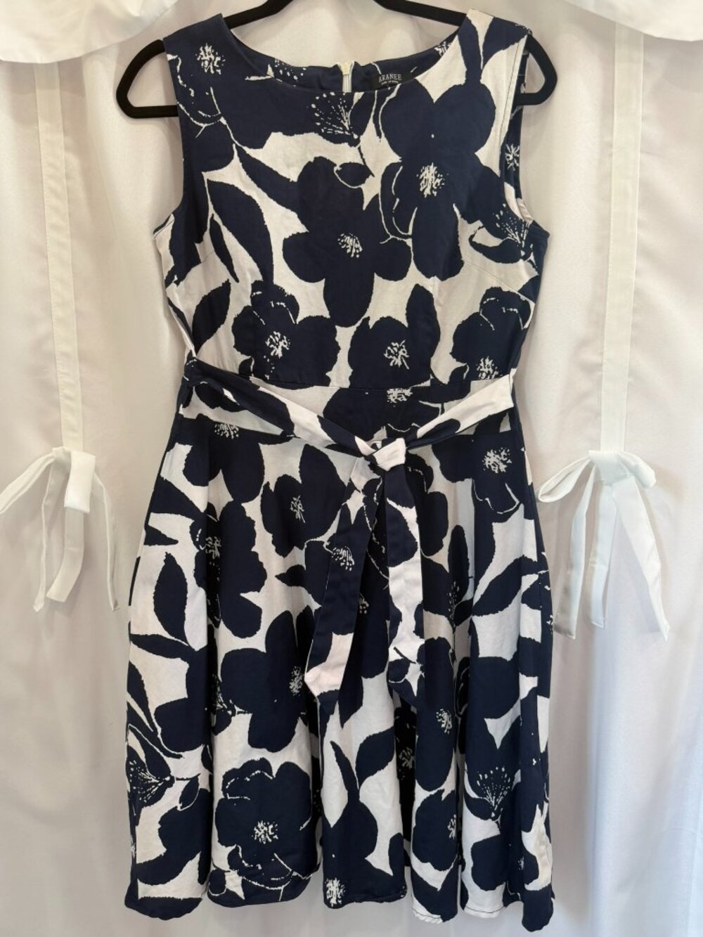 Blue Floral Tie‑Belt Dress – Size Large – Summer Holiday Style